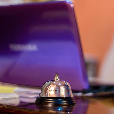 V Park Hotel Tbilisi Eksteriør billede