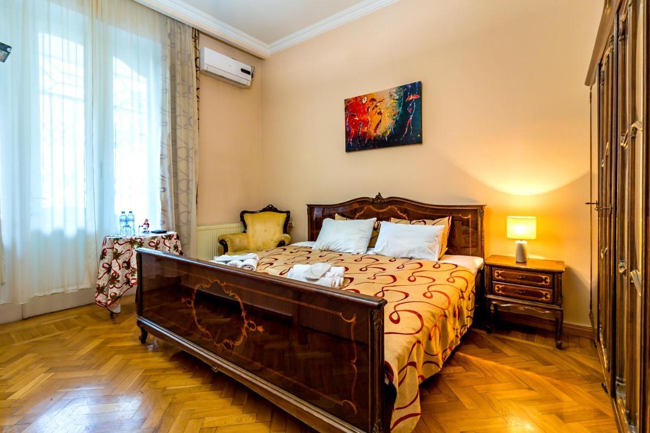 V Park Hotel Tbilisi Eksteriør billede