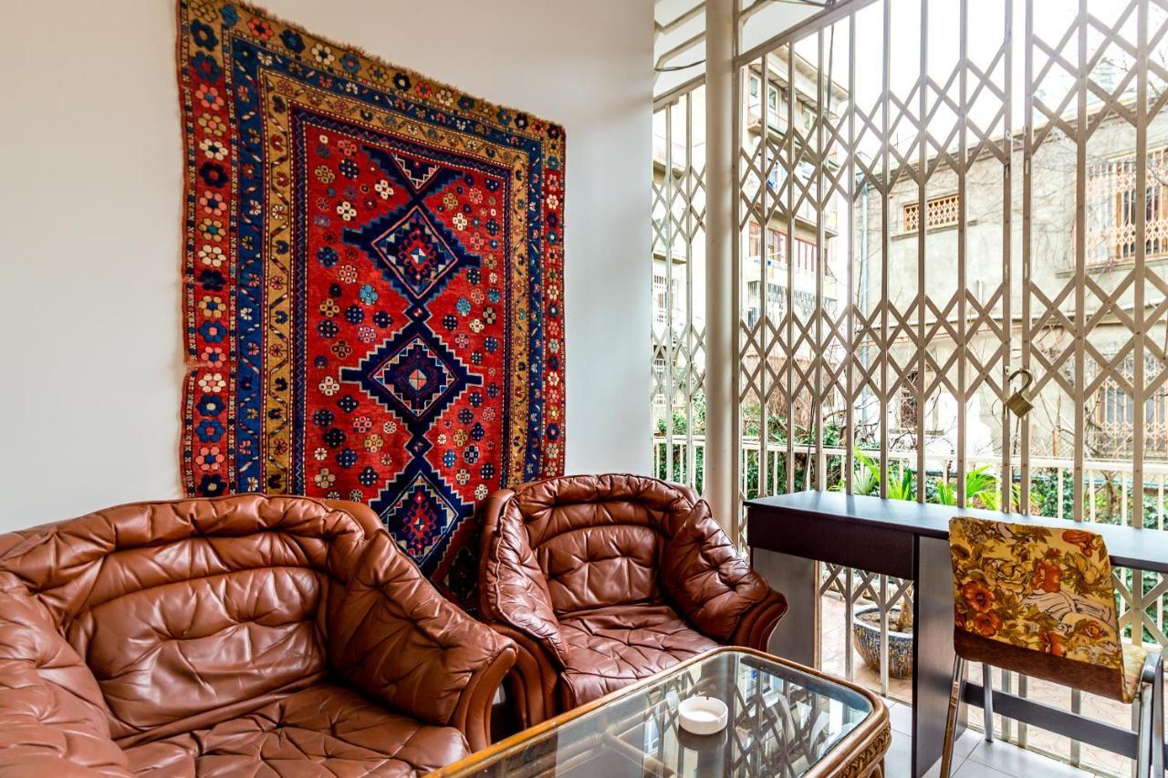 V Park Hotel Tbilisi Eksteriør billede